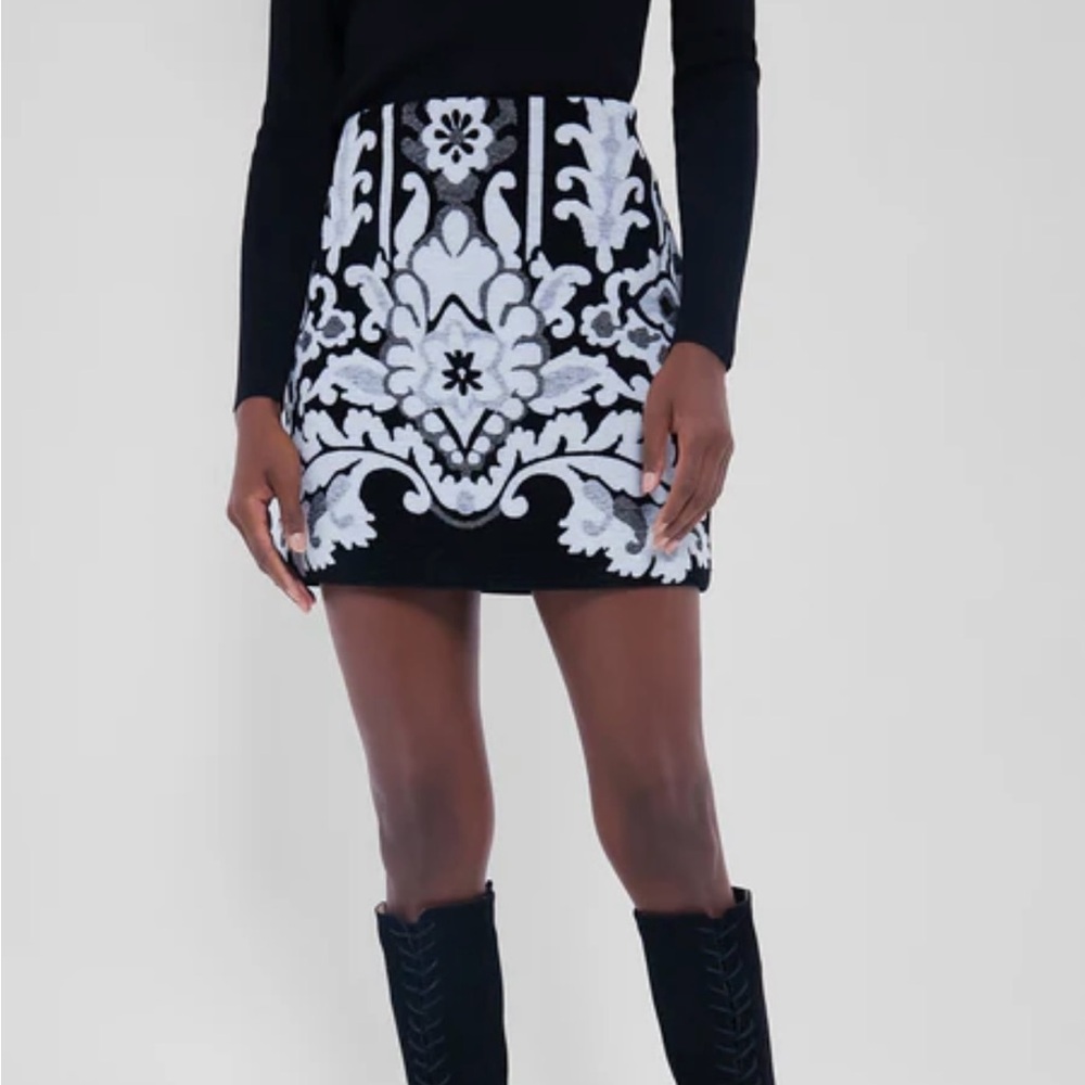 Knit Jacquard Catania Mini Skirt